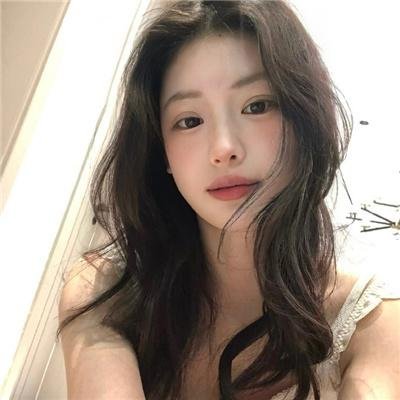 壁花女孩梦游中